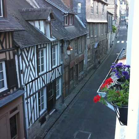Au Bois Normand Hotel Honfleur Buitenkant foto