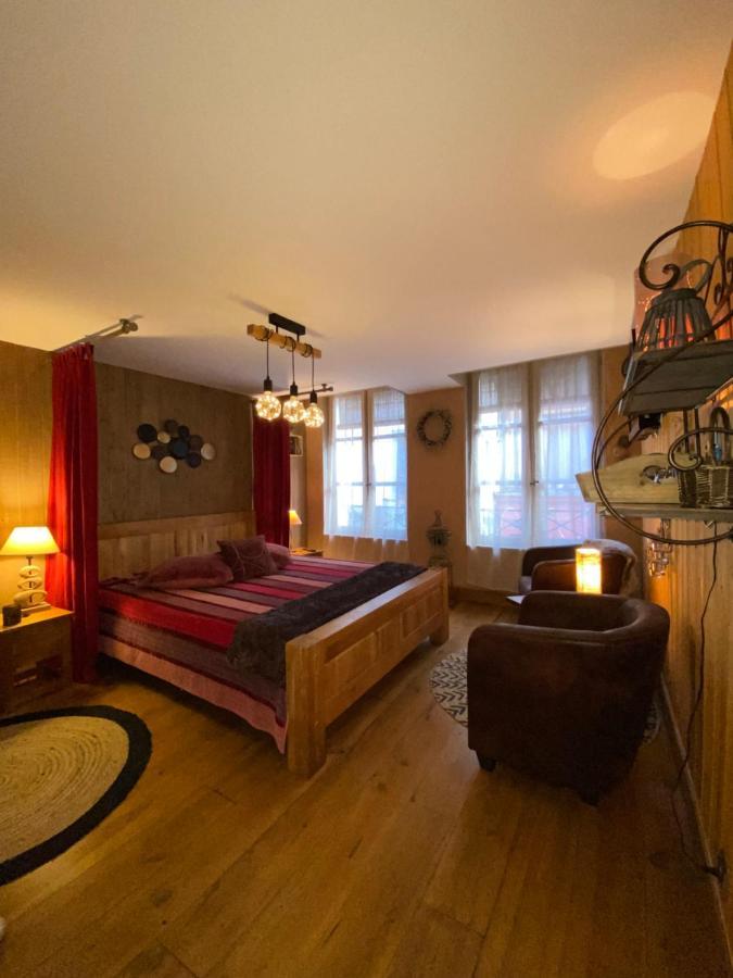 Au Bois Normand Hotel Honfleur Buitenkant foto