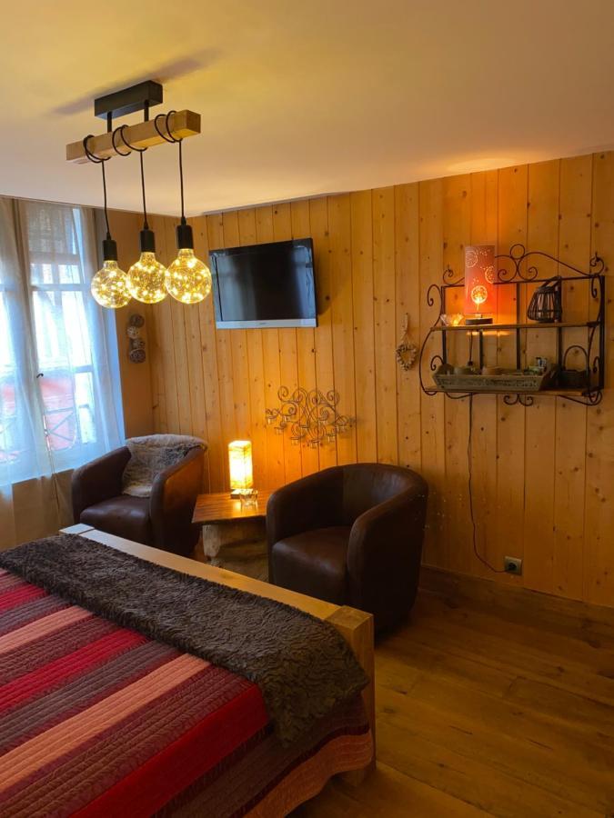 Au Bois Normand Hotel Honfleur Buitenkant foto