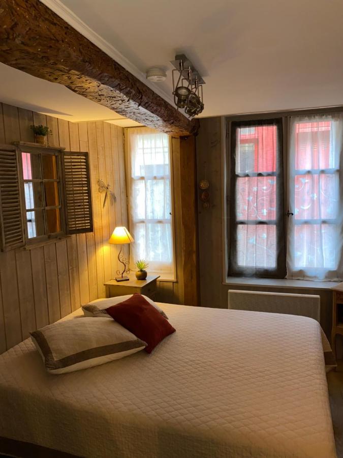 Au Bois Normand Hotel Honfleur Buitenkant foto